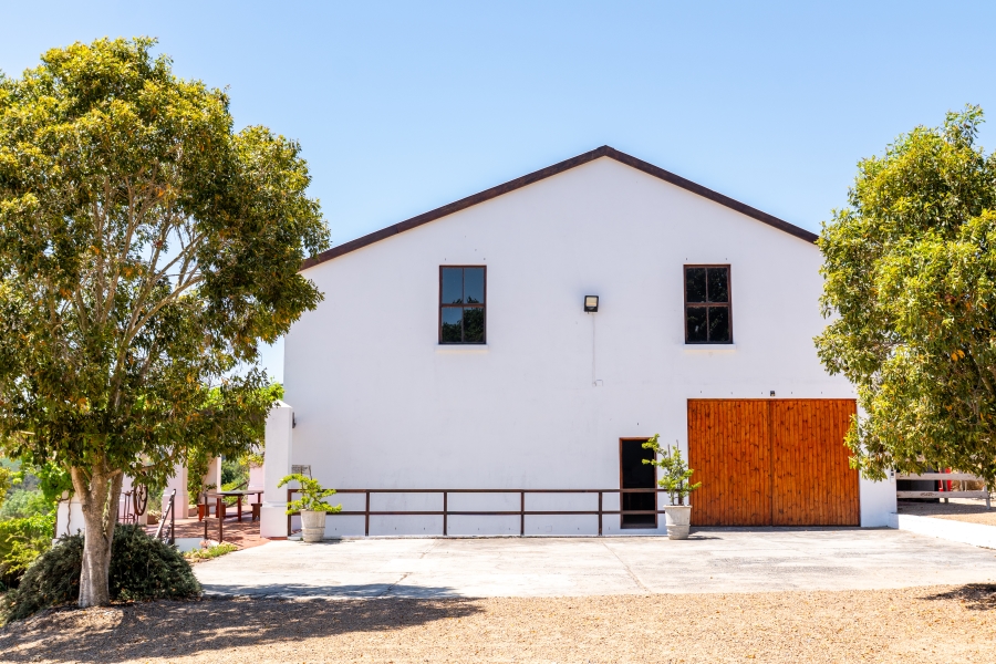 4 Bedroom Property for Sale in Stellenbosch Farms Western Cape